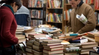 Book Buying Ban: Ujian Terbesar Bagi Pecinta Buku di Era Banjir Diskon