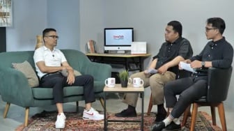 Duel Kaesang Vs Ron PSI: Siapa Lebih Unggul? Modal Politik Bro Ron Dibongkar!