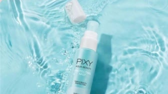 Anti-Boncos! 4 Setting Spray Rp20 Ribuan yang Bikin Makeup Tahan Lama