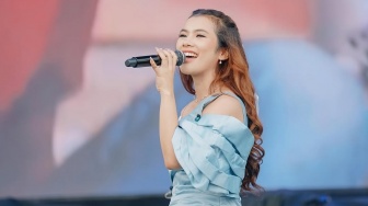 Juara The Voice Rilis Lagu Baru: "Butuh Waktu" Ungkap Luka Cinta Mendalam Vionita Sihombing