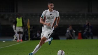Aston Villa Sanggupi Permintaan Venezia, Jay Idzes Selangkah Lagi Gabung?