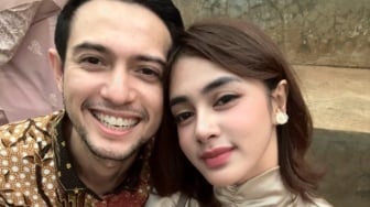 Sempat Sedih Istri Lepas Hijab, Rifky Balweel Sebut Biby Alraen Jago Ngaji