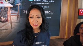 Asri Welas Ingat Pahitnya Pernikahan Usai Dengar OST Film La Tahzan
