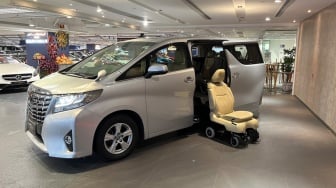 Produksi Komponen Rubber Toyota Alphard Welcab Sekarang Buatan Dalam Negeri