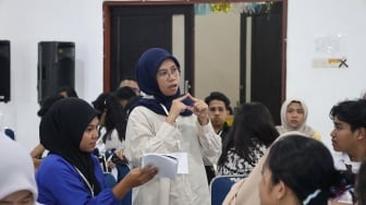Ajak Anak Muda Melek Politik, Academia Politicia Ungkap Krisis Iklim Bikin Nelayan Sengsara Melaut