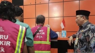 Juru Parkir Dapat BSU 600 Ribu, Pemerintah: Tidak untuk Rokok, Judi Online, dan Game