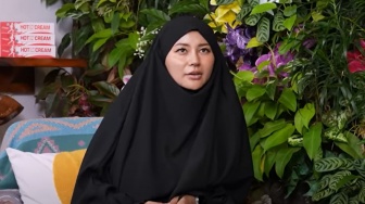 Mantap Hijrah, Eks Bintang Film Dewasa Rae Lil Black Pasrah Soal Jejak Digital di Medsos