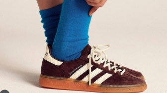 7 Rekomendasi Sepatu Adidas Harga di Bawah Rp2 Juta, Cocok Buat Jalan-jalan sekaligus ke Kantor