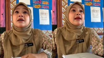 Guru di Malaysia Geram, Karangan Siswanya Kok Dipenuhi Bahasa Indonesia? Ini Penyebabnya