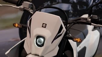 Penantang Kawasaki KLX dari Suzuki Versi Jalanan, Fitur Canggih Harga Melongo