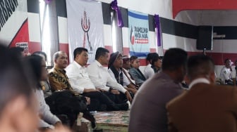 Gubernur Sumut Bobby Nasution Kunjungi Festival Edukasi Leluhur Batak di Samosir