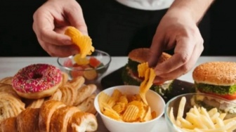 7 Makanan Pemicu Mimpi Buruk, Waspadai Produk Susu Malam Hari!