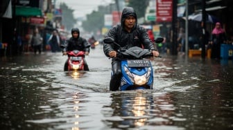 Penyebab hingga 3 Cara Mengatasi Water Hammer Motor Pasca Nekat Terjang Banjir