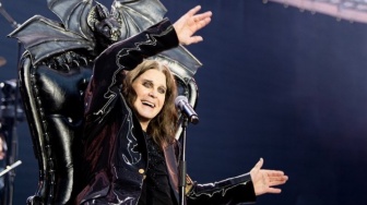 Reuni Akbar Black Sabbath di Villa Park Jadi Konser Metal Paling Epik Abad Ini