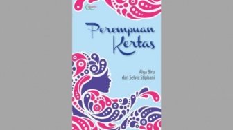 Ulasan Buku Perempuan Kertas, Kiat Menghindari Pacaran yang Kebablasan