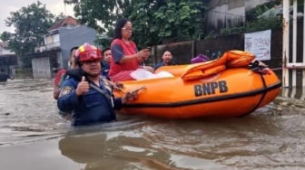 Evakuasi Warga Terdampak Banjir, BPBD Tangerang Prioritaskan Keselamatan Warga