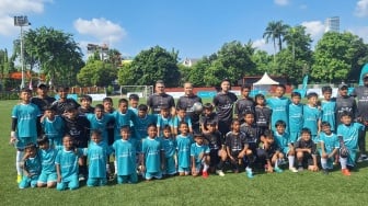 Ramaikan Piala Dunia Antarklub 2025, Legenda Timnas Indonesia Berbagi Ilmu Sepak Bola