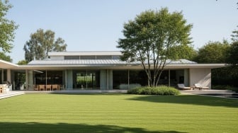 8 Desain Rumah Minimalis Halaman Luas, Hunian Estetik yang Cocok untuk Keluarga Muda!