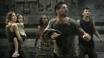 Review Beyond Skyline: Duet Iko Uwais dan Frank Grillo yang Tayang Pukul 23 Malam Ini di Trans TV