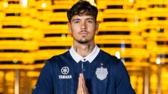 Selain Shayne Pattynama, Buriram Rekrut Pemain Keturunan Eks Bali United