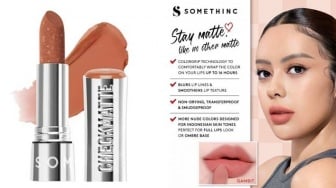 Tutorial Ombre Somethinc Checkmatte Biar Tidak Kering dan Terlihat Plumpy, Ternyata Ini Rahasianya!