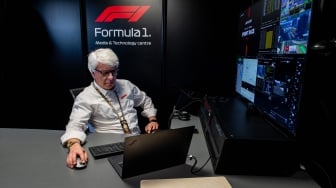 AI Mengguncang F1: Laptop Lenovo ThinkPad X9 Aura Edition Sukses Diuji di Grand Prix!