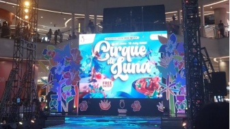 Pertunjukan Akrobatik Cirque de Luna dari Rusia Hadir di Resinda Park Mall