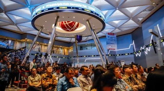 Tampilan layar saham PT Indokripto Koin Semesta Tbk usai Pencatatan Perdana Saham dengan kode COIN di Bursa Efek Indonesia, Jakarta, Rabu (9/7/2025). [Suara.com/Alfian Winanto]
