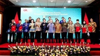 OJK Bentuk Komite Keuangan Syariah, Apa Tugasnya?