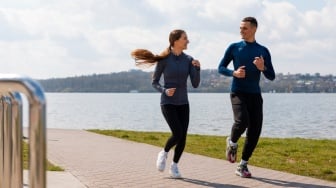 6 Rekomendasi Sepatu Lari Buat Easy Run Mulai Rp500 Ribuan!