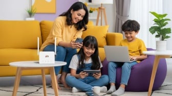 Siap Hadapi Tahun Ajaran Baru 2025? Kunci Sukses Belajar di Era Digital, Internet Stabil Wajib Punya