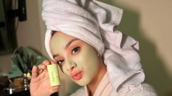 4 Clay Mask Stick Bikin Pori-Pori Bersih Kulit Bebas Jerawat, Mulai Rp35 Ribu!