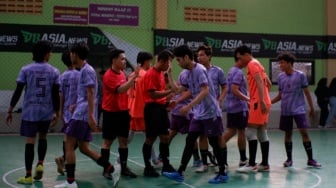 Bukan Pemain, Tapi Ada di Sana: Cerita Futsal dari Pinggir Lapangan