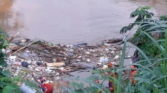 Fakta-Fakta Penemuan Mayat Tanpa Kepala di Kali Ciliwung, Korban Hanya Mengenakan Celana Dalam