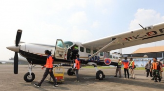 BNPB Tabur 12,4 Ton Garam di Langit Jabodetabek, Intensitas Hujan Turun Drastis