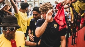 Ole Romeny Pamit: Saya Harus Mengundurkan Diri