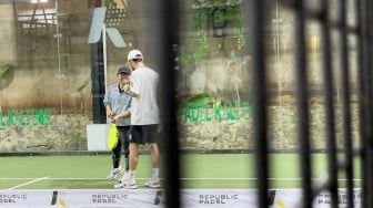 Dipuji Jago Smash oleh Menpora Usai Tanding Padel, Cak Imin Semringah