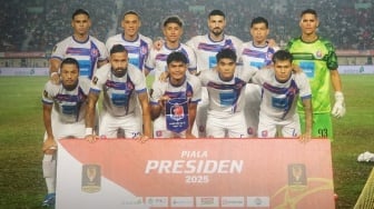 Babak I Final Piala Presiden 2025: Gol Indah Teerasak Buyarkan Keunggulan Oxford United