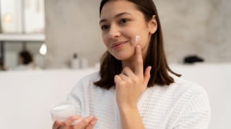 5 Rekomendasi Moisturizer untuk Memperbaiki Skin Barrier, Kulit Jadi Sehat Mulai Rp 30 Ribuan