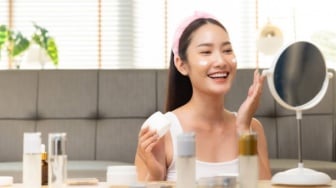 7 Rangkaian Skincare Penghilang Flek Hitam: Aman Terdaftar BPOM, Terbukti Efektif