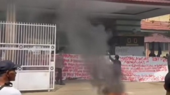 Anak Tak Lolos SPMB, Orang Tua Ancam Boikot SMAN 21 Makassar
