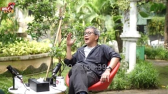 Blak-blakan! Rocky Gerung Sebut Data Pengangguran Ditutupi Demi Citra, UMKM Bukan Tanda Sukses