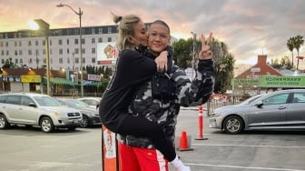 Selain Didesak Menikah, Adam Rosyadi Diminta Ajak Agnez Mo Mualaf