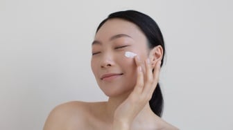 5 Sunscreen Terbaik Mengandung Niacinamide dan Vitamin C untuk Mencerahkan Wajah