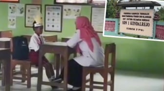 Miris! Hari Pertama Sekolah Rohmat Duduk Sendirian, Jadi Satu-satunya Siswa Baru di SDN Kendalrejo