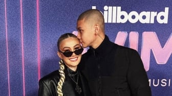 7 Fakta Hubungan Agnez Mo dan Adam Rosadi, Resmi Pacaran hingga Didesak Jadi Mualaf