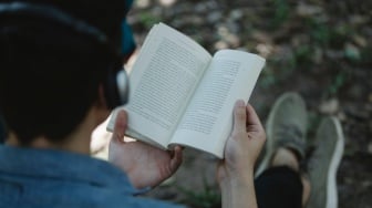 Buku dan Empati: Membaca Adalah Latihan Menjadi Orang Lain