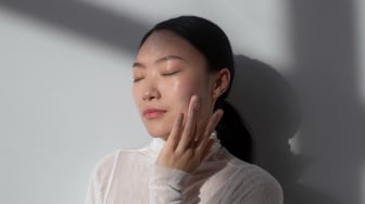 4 Rekomendasi Sunscreen dengan Hasil Akhir Glass Skin, Mulai Rp60 Ribuan