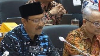 Dicecar Ratusan Ribu Penerima Bansos Terindikasi Judol, Mensos: Kalau Melanggar Kita Coret