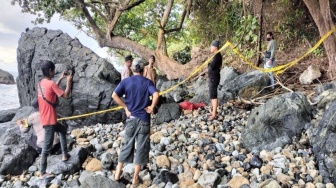 Penemuan Mayat Tanpa Kepala di Pantai Tanggamus: Polisi Lakukan Autopsi